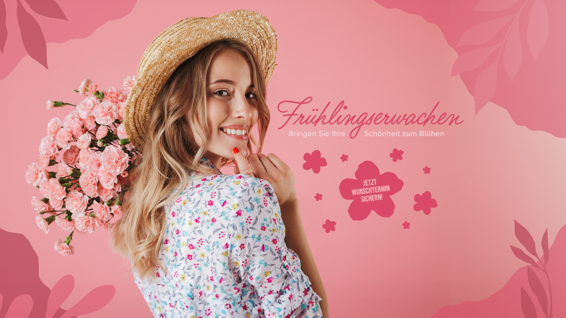 Frau mit Strohhut und geblümtem Kleid vor rosa Hintergrund mit rosa Blumen und Text